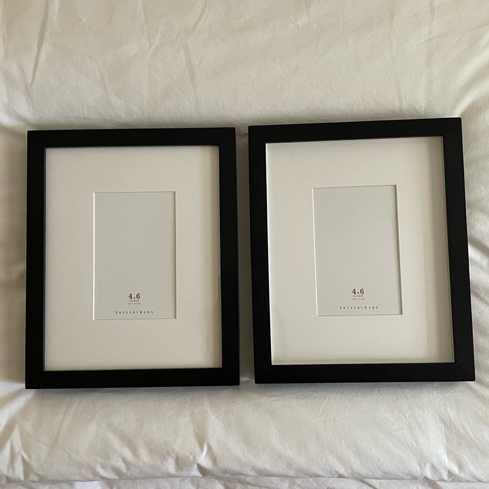 POTTERYBARN, (2) PHOTO FRAMES, BLACK, PICTURE SIZE 4x6